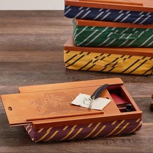 Pottery Barn Harry Potter Super Storage Lap desk Gryffindor